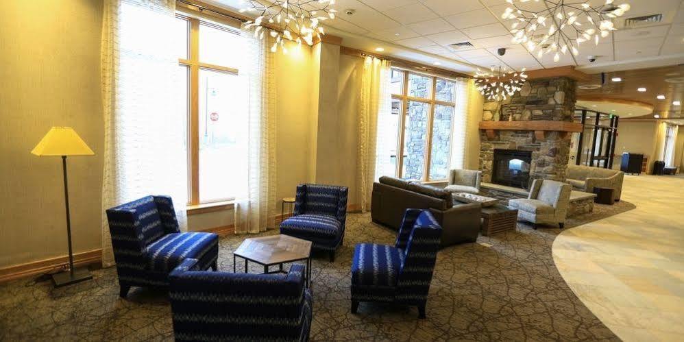Burke Mountain Hotel And Conference Center Buitenkant foto